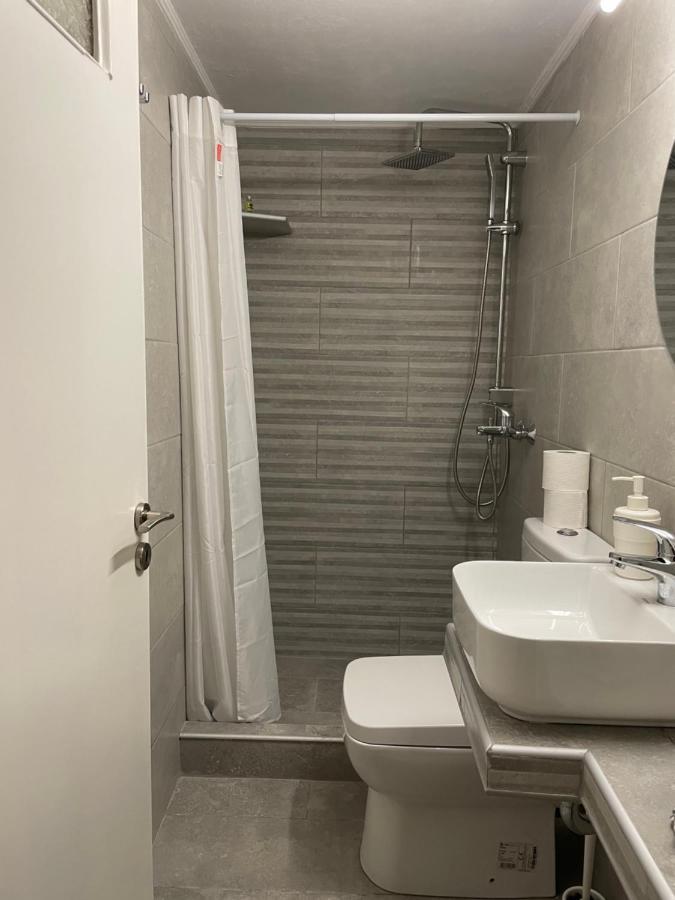 Guesthouse Corali Hydra  Eksteriør billede