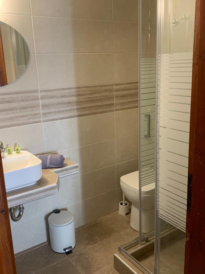Guesthouse Corali Hydra  Eksteriør billede